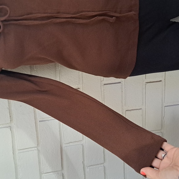 Melrose And Market Brown Tie Front Long Sleeve Top. Size Medium NWT - Picture 3 of 9